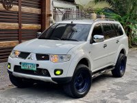 Selling Pearl White Mitsubishi Montero 2013 in Parañaque