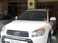 Sell White 2007 Toyota Rav4 in Pasig