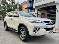 Pearl White Toyota Fortuner 2016 for sale in Quezon 