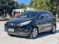 Selling Black Hyundai Tucson 2012 