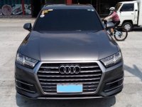 Grey Audi Q7 2018 for sale in Automatic