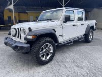 Selling White Jeep Wrangler 2021 in Pasig