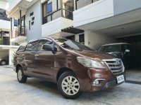 Brown Toyota Innova 2015 for sale in Automatic