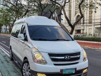 Pearl White Hyundai Starex 2015 for sale in Quezon 