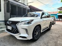 Pearl White Lexus LX 570 2018 for sale in Bacoor