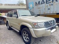 Selling Pearl White Nissan Patrol 2000 in Parañaque