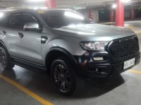 Selling Silver Ford Everest 2017 in Mandaluyong