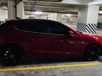 Selling Red Mazda 3 2017 in Pasig