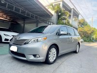 Silver Toyota Sienna 2015 for sale in Bacoor