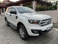 Selling White Ford Everest 2016 in Cebu 