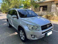 Selling White Toyota RAV4 2012 in Las Piñas