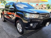 Selling Black Toyota Hilux 2018 in San Pascual