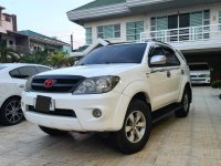 Sell White 2007 Toyota Fortuner in Quezon City