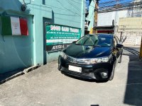 Selling Black Toyota Corolla altis 2016 in Makati