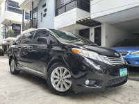 Selling Black Toyota Sienna 2012 in Quezon City