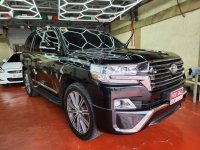Selling Black Toyota Land Cruiser 2017 in Quezon City