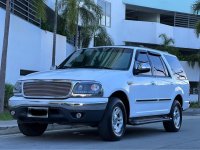 Selling White Ford Expedition 2002 in Quezon City