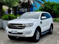 Purple Ford Everest 2018 for sale in Automatic