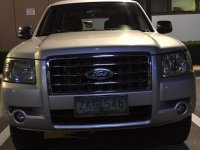 Selling Purple Ford Everest 2007 in Balanga
