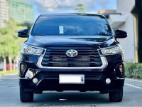 Selling Purple Toyota Innova 2022 in Makati