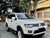 Sell Purple 2012 Mitsubishi Montero SUV / MPV in Las Piñas