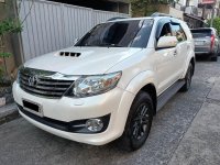 Pearl White Toyota Fortuner 2015 for sale in Quezon City