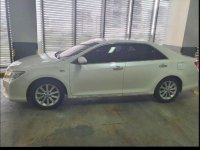 Selling Pearl White Toyota Camry 2014 in Pasig
