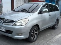 Selling Silver Toyota Innova 2011 in Quezon City