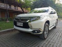 Sell Pearl White 2016 Mitsubishi Montero sport in Talavera