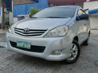 Silver Toyota Innova 2011 for sale in Automatic