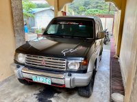 White Mitsubishi Pajero 1996 for sale in Manual