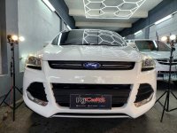 White Ford Escape 2015 for sale in Automatic