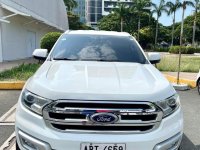 Sell White 2016 Ford Everest in San Pedro