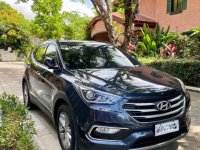 Sell White 2016 Hyundai Santa Fe in Quezon City