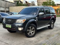 White Ford Everest 2013 for sale in Pasig