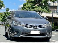 Selling White Toyota Altis 2015 in Makati