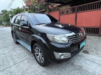 Selling White Toyota Fortuner 2013 in Quezon City