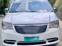 Selling White Chrysler Town And Country 2012 in Pasig