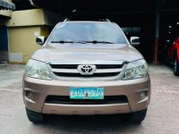 Selling White Toyota Fortuner 2006 in Quezon City