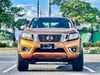 Selling White Nissan Navara 2017 in Makati