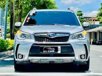 Selling White Subaru Forester 2014 in Makati