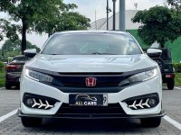 2016 Honda Civic  1.8 E CVT in Makati, Metro Manila