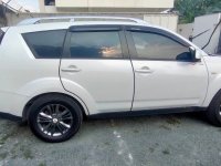 Sell White 2008 Mitsubishi Outlander in Bacoor
