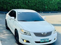 Sell White 2009 Toyota Camry in Pateros