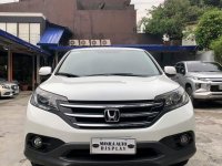 Selling White Honda Cr-V 2014 in Pasig