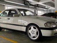 Sell White 1996 Mercedes-Benz C200 in Manila