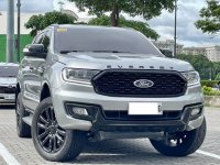 Selling White Ford Everest 2017 in Makati