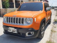 White Jeep Renegade 2016 for sale in Malolos