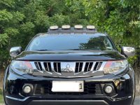 Selling White Mitsubishi Strada 2016 in Parañaque