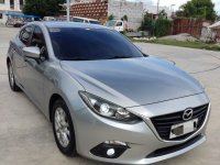 White Mazda 3 2014 for sale in Automatic